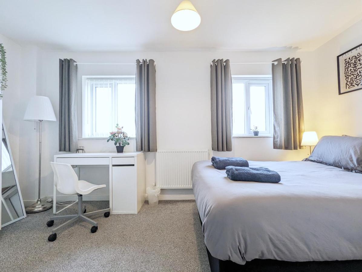 Guest Rooms Near City Centre & Anfield Free Parki Liverpool Kültér fotó