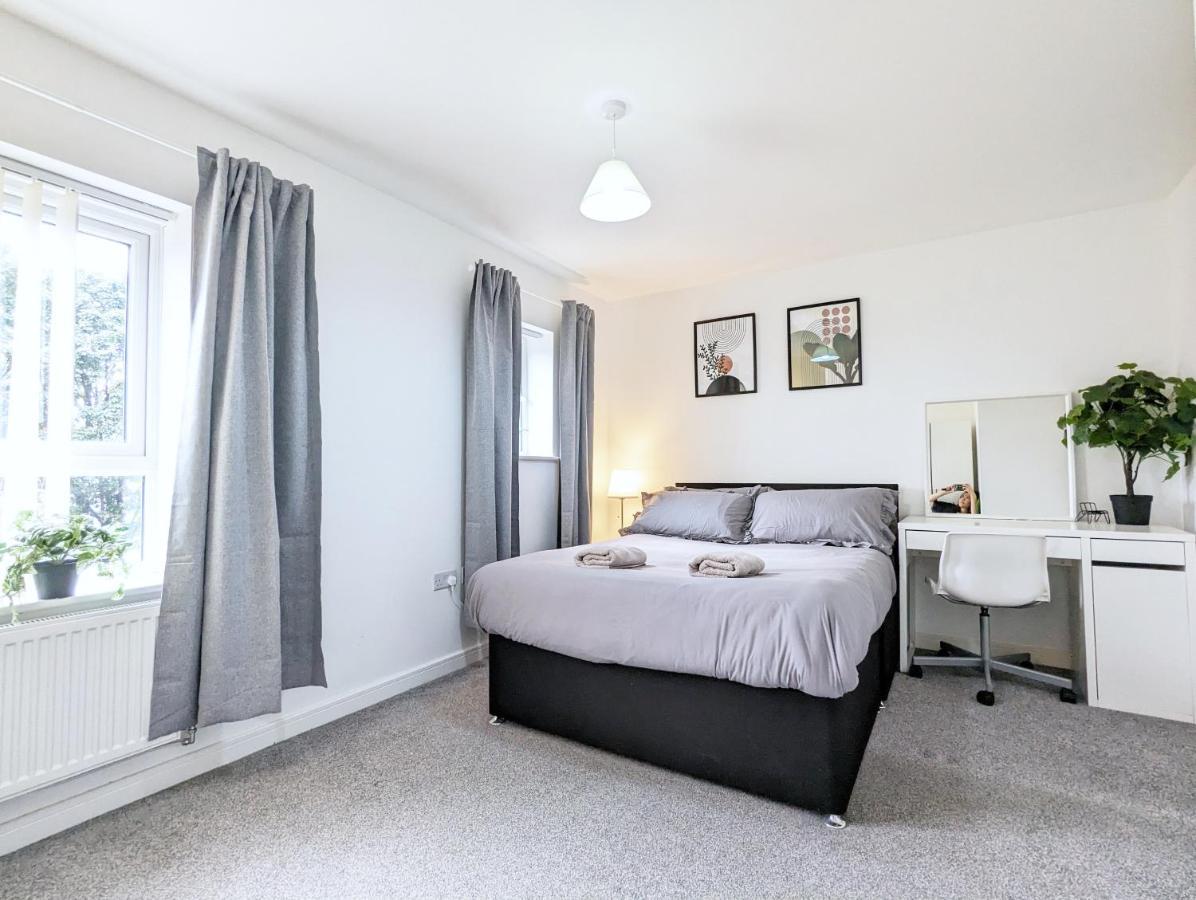 Guest Rooms Near City Centre & Anfield Free Parki Liverpool Kültér fotó