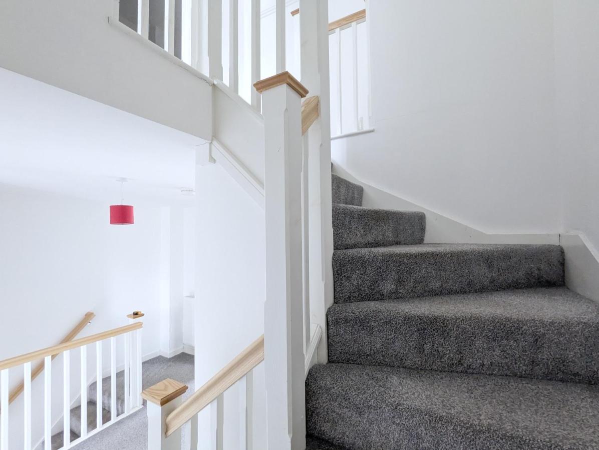 Guest Rooms Near City Centre & Anfield Free Parki Liverpool Kültér fotó