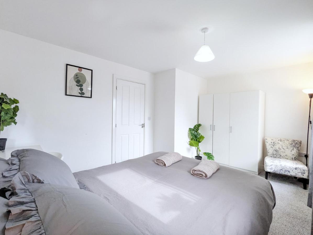 Guest Rooms Near City Centre & Anfield Free Parki Liverpool Kültér fotó