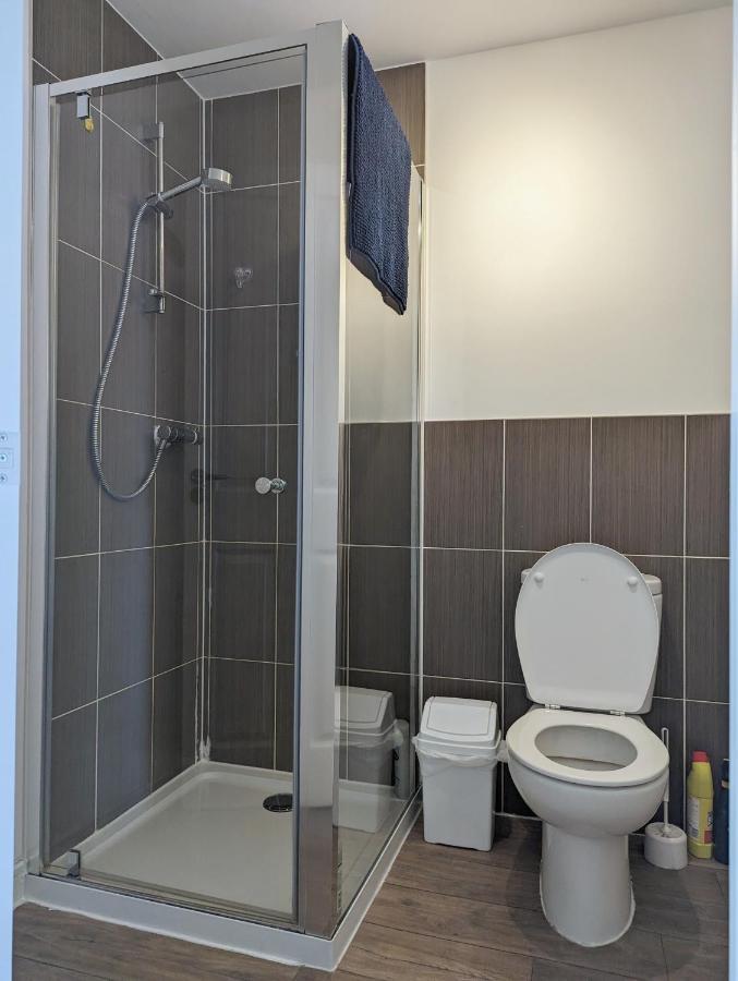 Guest Rooms Near City Centre & Anfield Free Parki Liverpool Kültér fotó
