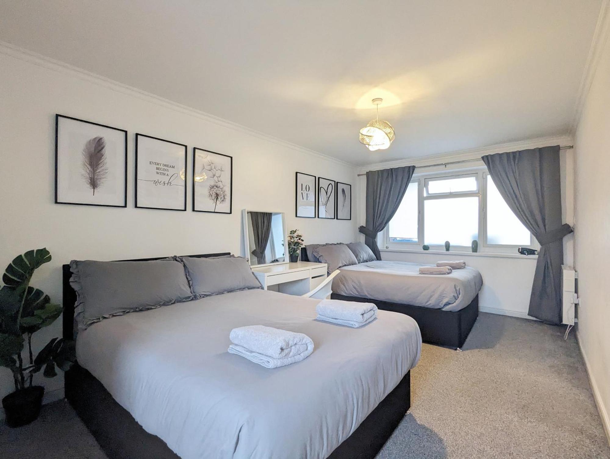 Guest Rooms Near City Centre & Anfield Free Parki Liverpool Kültér fotó