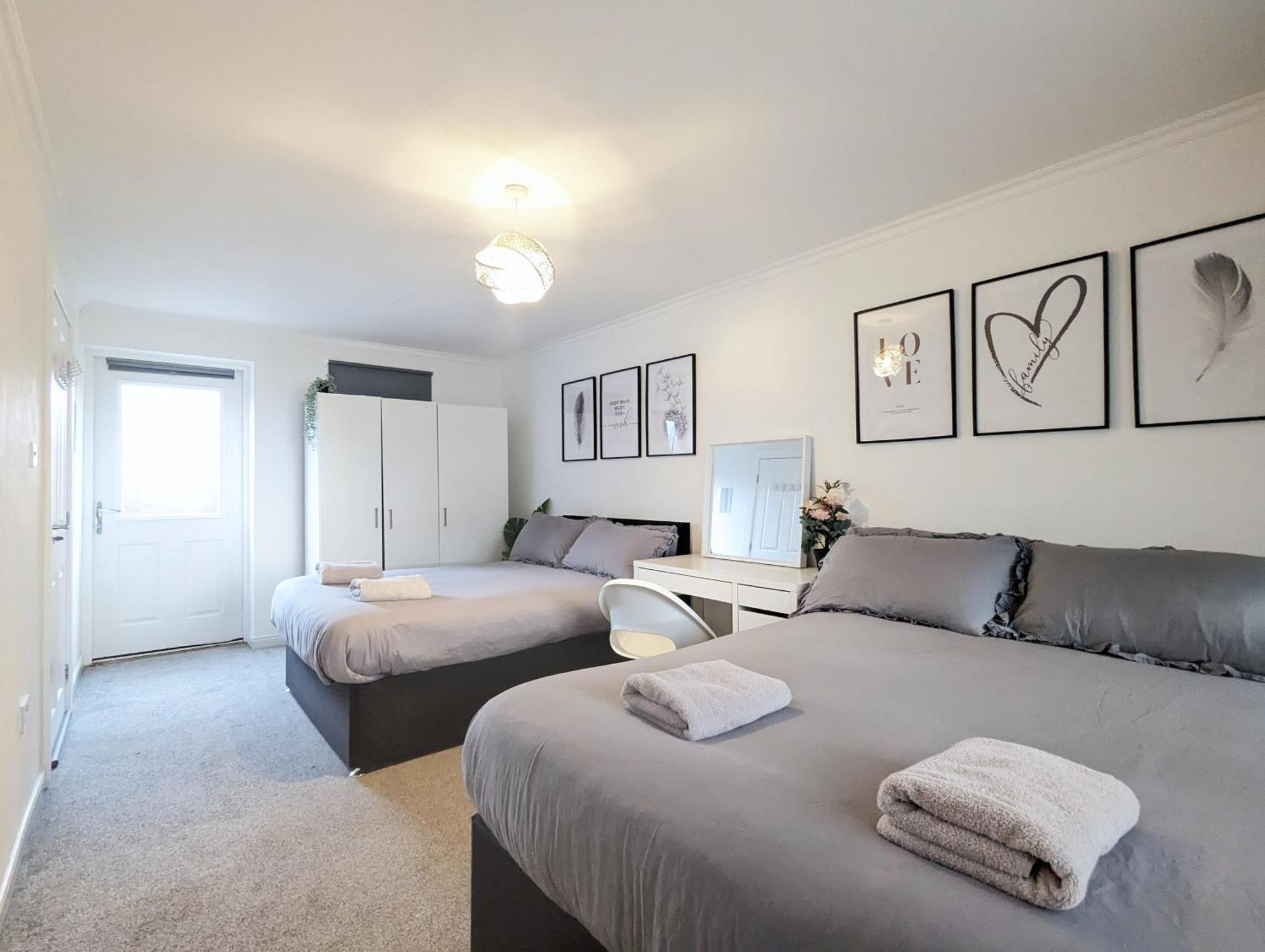 Guest Rooms Near City Centre & Anfield Free Parki Liverpool Kültér fotó