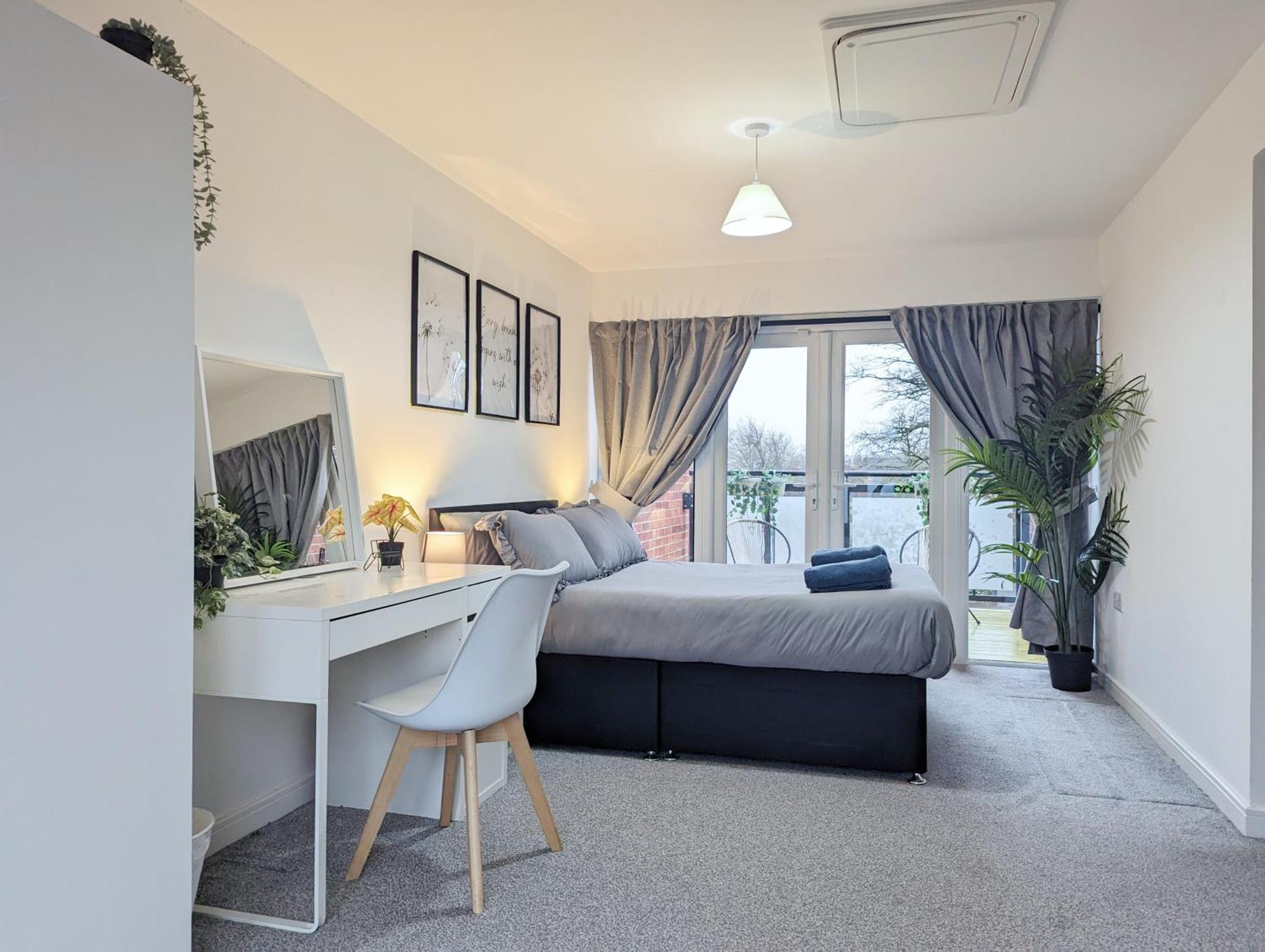 Guest Rooms Near City Centre & Anfield Free Parki Liverpool Kültér fotó