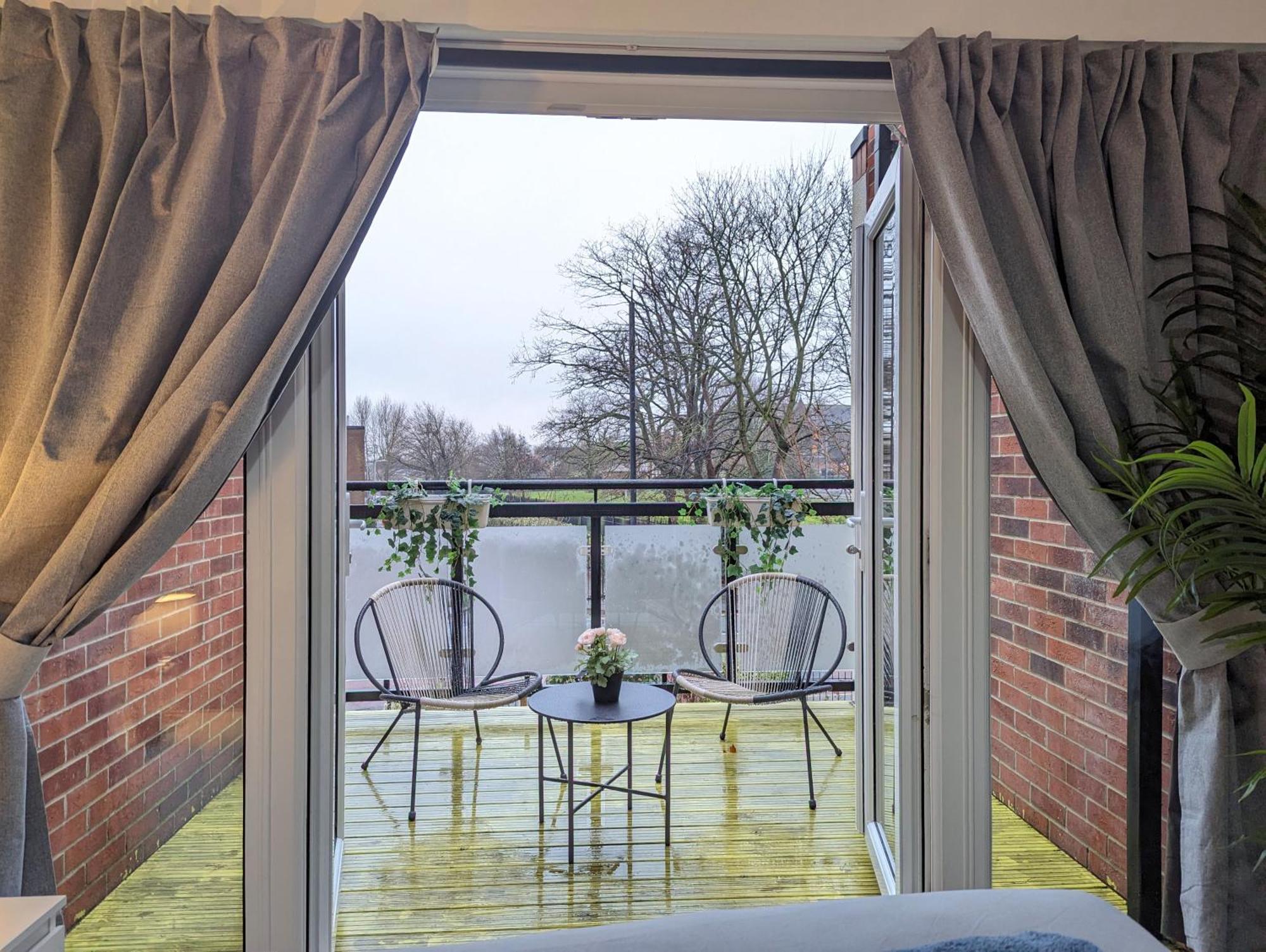 Guest Rooms Near City Centre & Anfield Free Parki Liverpool Kültér fotó